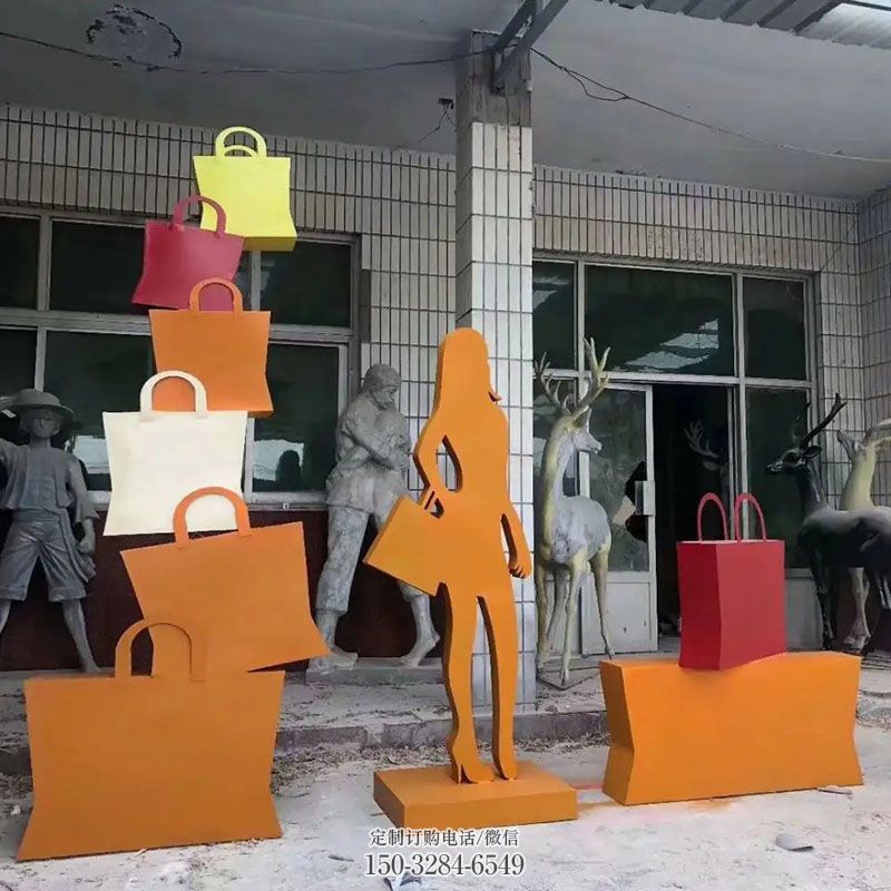 房地產(chǎn)購物人雕塑精品，標識雕塑，小區(qū)不銹鋼購物人雕塑供給